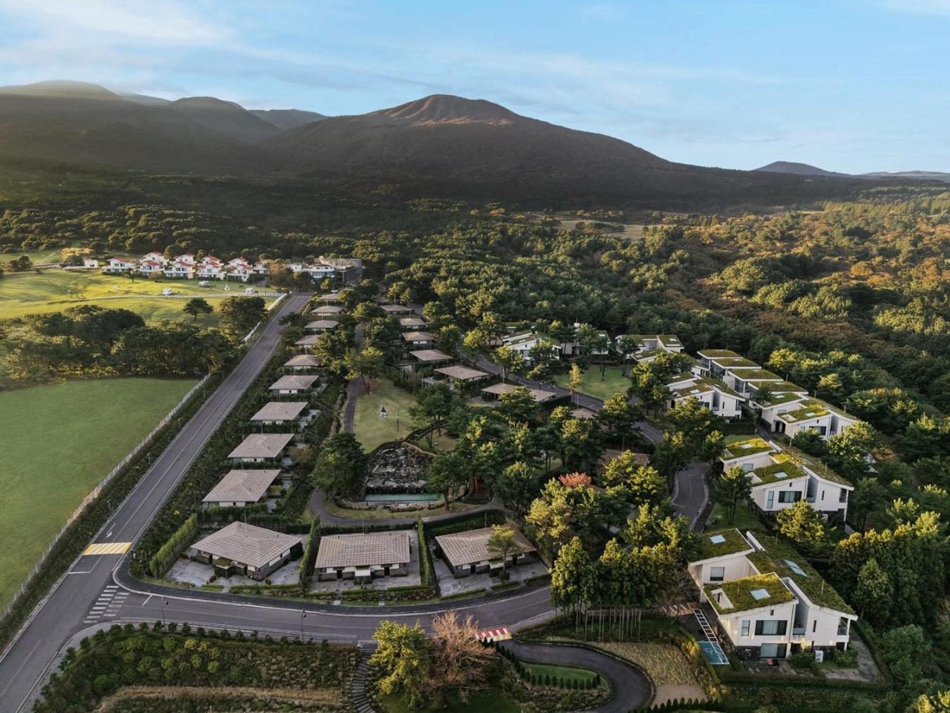 Amber Pure Hill Hotels & Resorts Jeju Extérieur photo